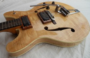 Yamaha SA30 - Restored Blonde - 01 - DSCN1334